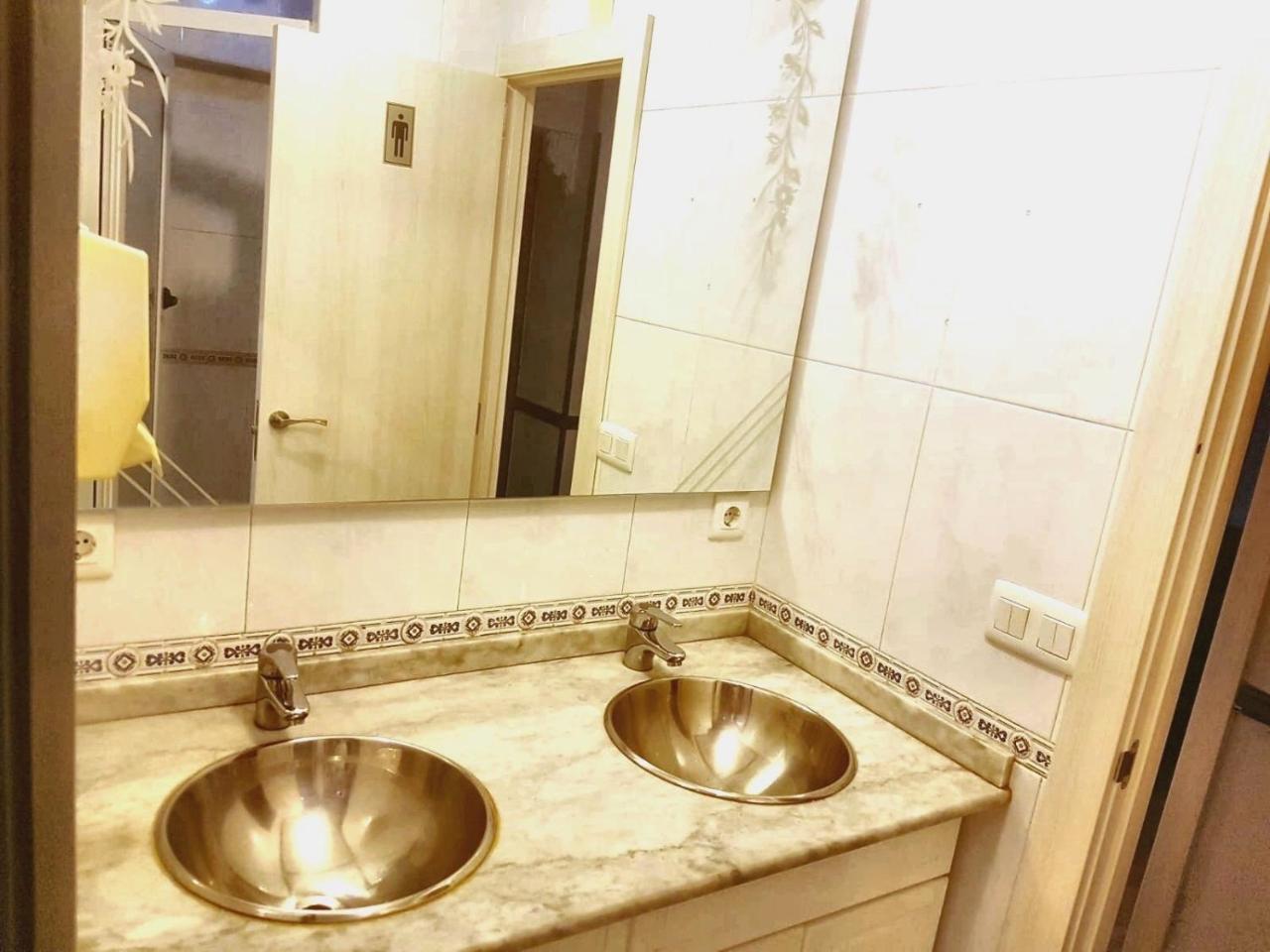 Hostal El Pesquero Бургос Экстерьер фото